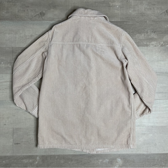 NWT H&M Corduroy Oversized Shirt Jacket Shacket - Picture 9 of 9
